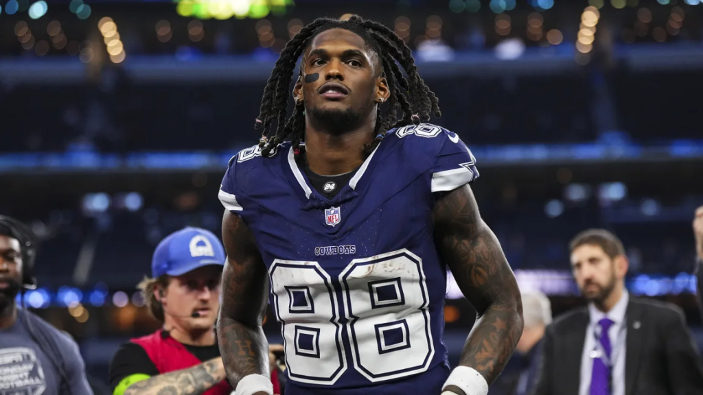 CeeDee Lamb Signs Lucrative Contract Extension with Dallas Cowboys