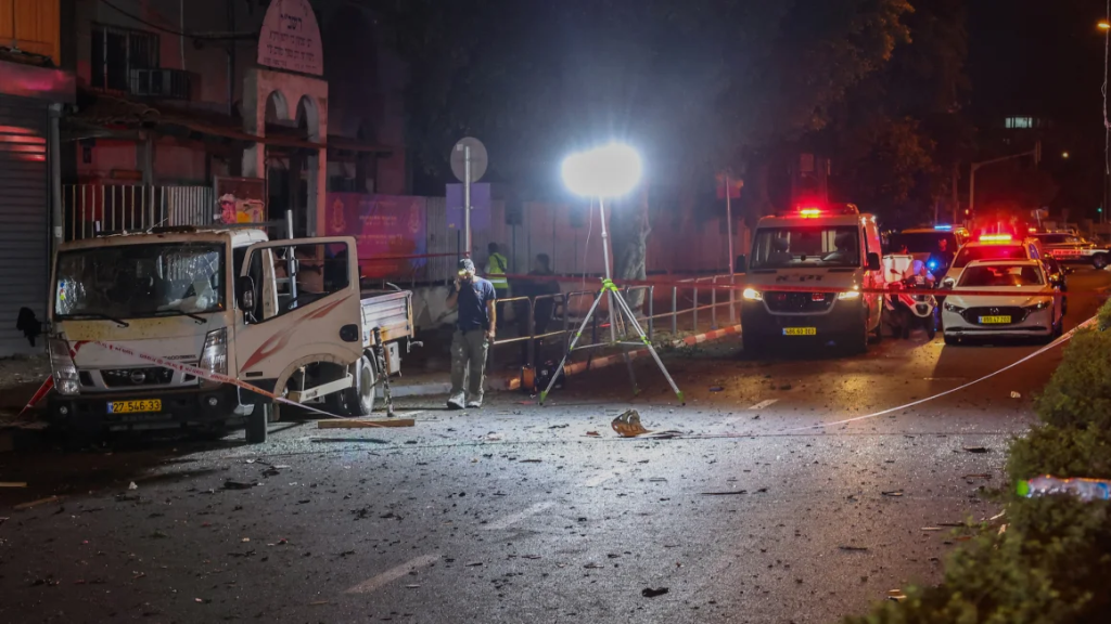 Deadly Explosion Rocks Tel Aviv, Israeli Police Launch Investigation